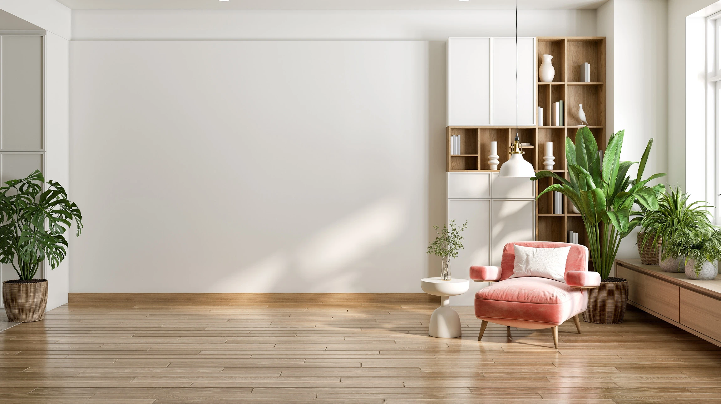 Chantier de rénovation intérieure en cours avec matériaux de construction éparpillés